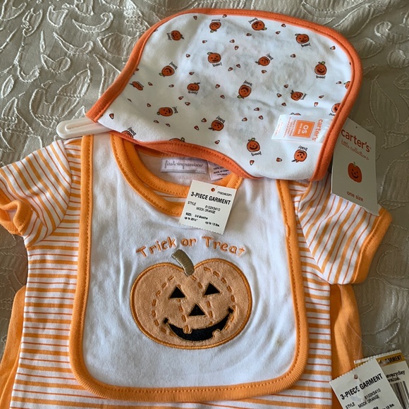 Carter’s My First Halloween 0-3 months 3 Piece Set NWT and My First Easter Bib - Picture 2 of 13